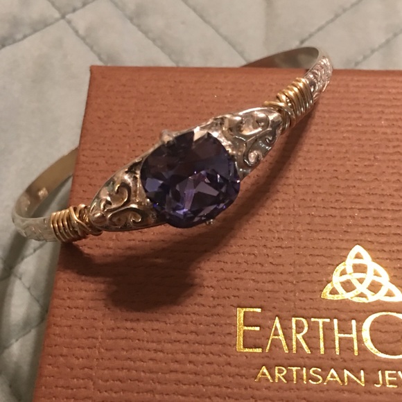 🌸SOLD🌸 2 Piece Earth Grace Artisan Jewelry Set - Picture 3 of 8